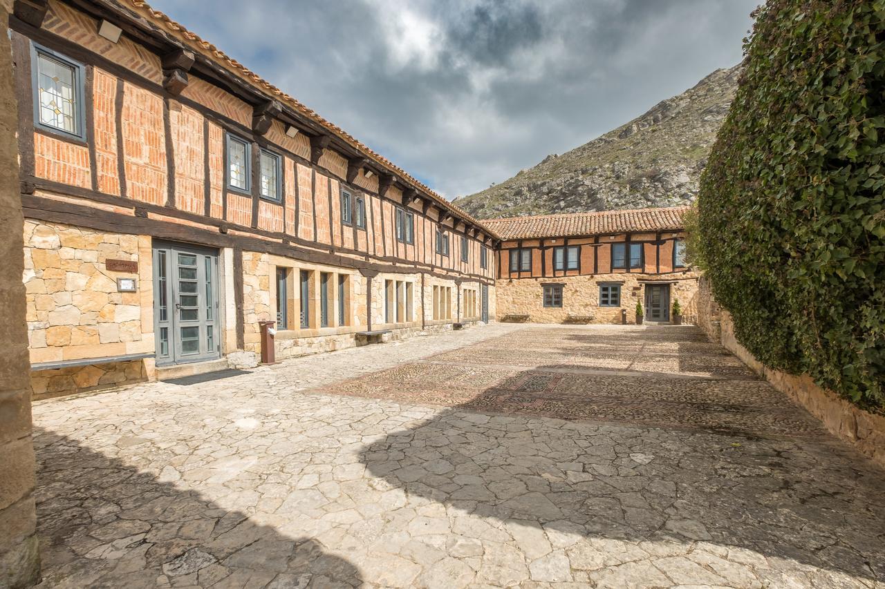 Hotel Posada Santa Maria La Real Aguilar de Campóo Exteriör bild